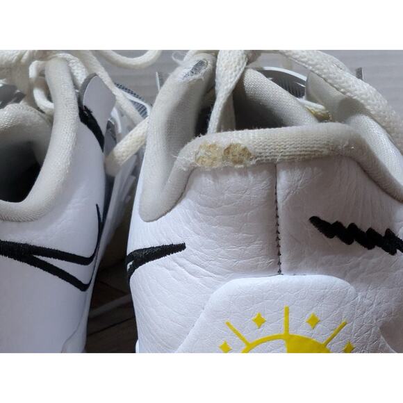 Nike Kyrie Low 3 Moon Glow in the Dark Shoes Mens Size 8.5 Sneakers CJ1286-001 - Picture 11 of 11